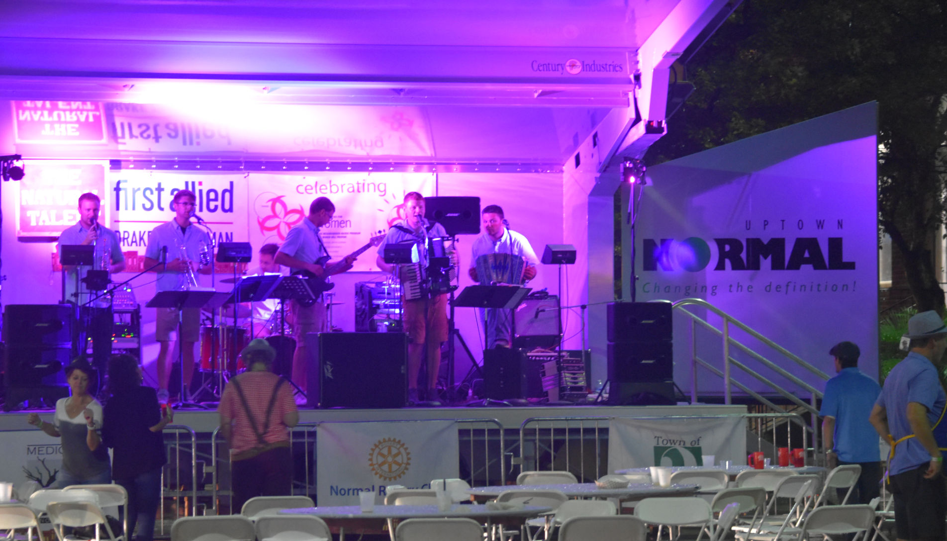 Oktoberfest live music in Uptown